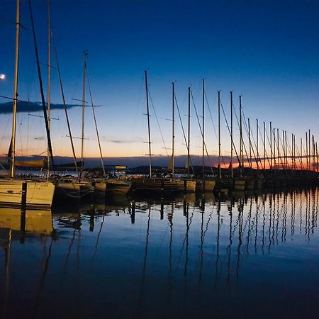 Butique Apartman Grand Balatonlelle Exteriör bild