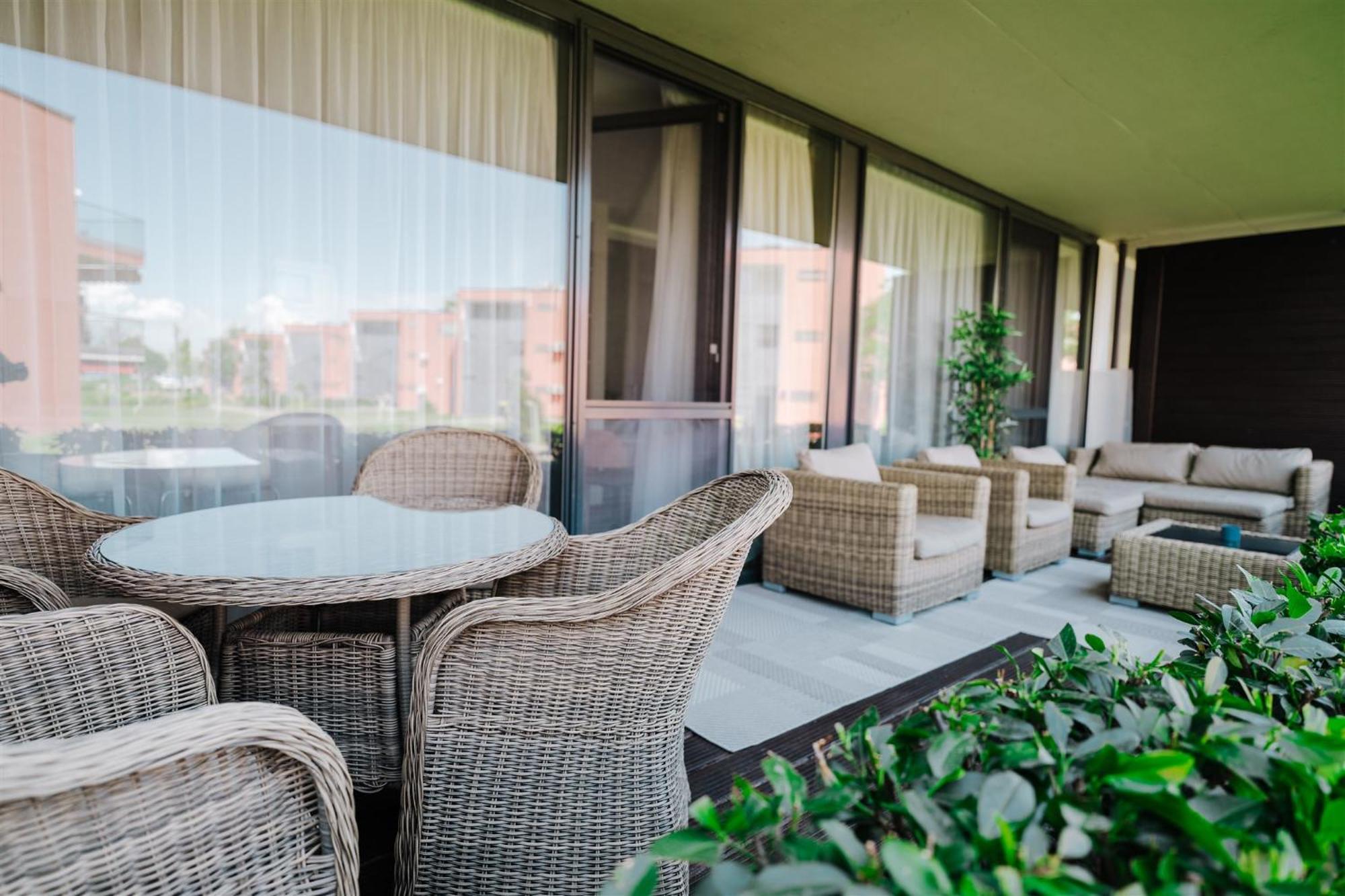 Butique Apartman Grand Balatonlelle Exteriör bild