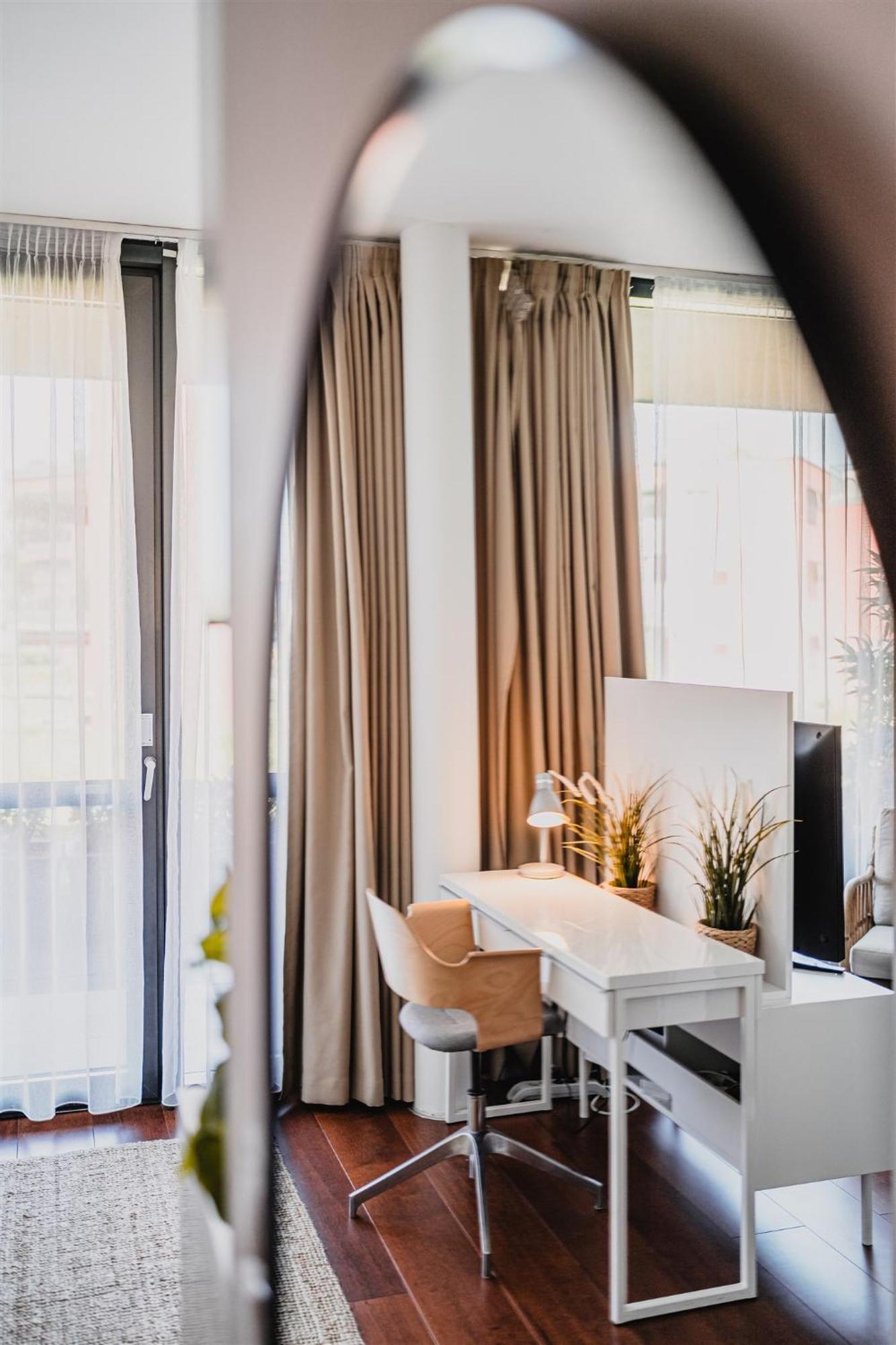 Butique Apartman Grand Balatonlelle Exteriör bild